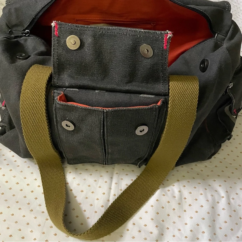 III Parcel NYC Mini Weekend Duffel - Picture 4 of 11